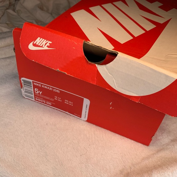 Nike Kwazi (GS) - Picture 8 of 8